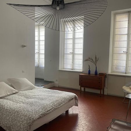 Bed and Breakfast Liberte Марсель Экстерьер фото
