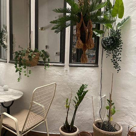 Bed and Breakfast Liberte Марсель Экстерьер фото